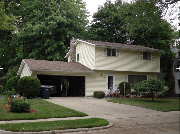 255 Highlake Ave