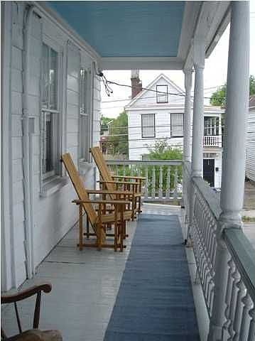 Side porch