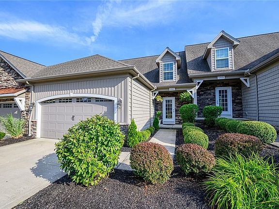 2nd image of 10942 Rocky Ledge Ln
