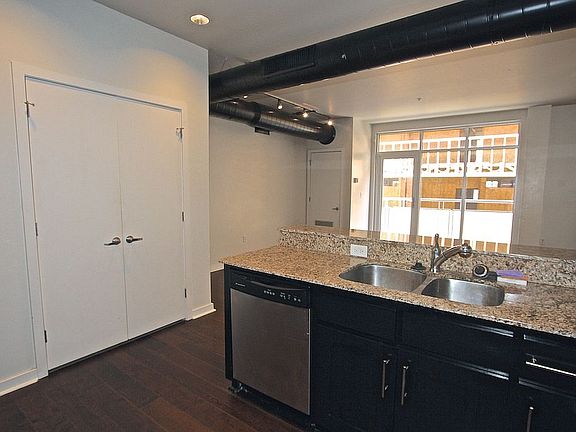 5th image of 1 NE 2nd St APT 306