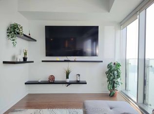 12 York St #5006, Toronto, ON M5J 0A9