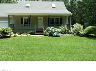 41 Quinebaug Dr, Killingly, CT 06239