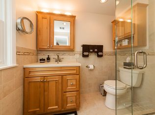 1327 Kirk St, Evanston, IL 60202