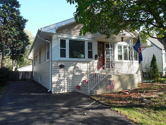 253 N Princeton Ave photo 1