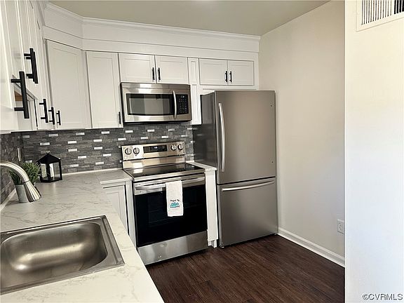 5th image of 4631 Coldstream Dr