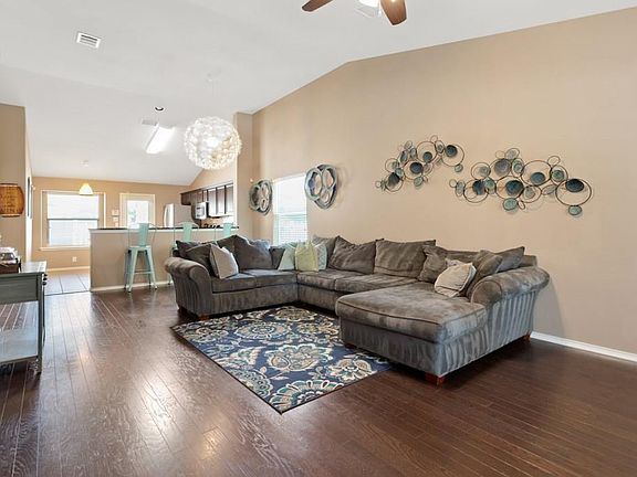 3rd image of 728 Gabriel Mills Dr
