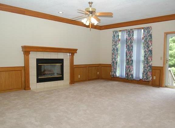 5th image of 12781 Cody St