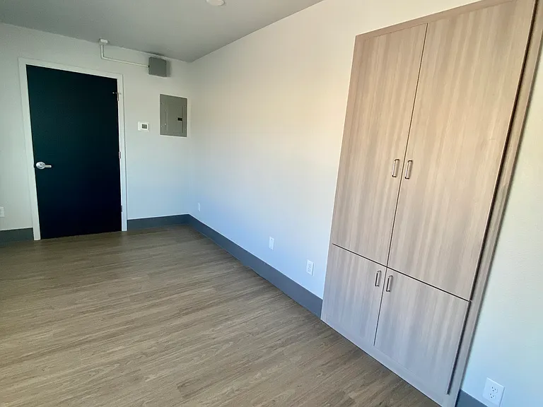 Shasta Place Apartments — Photo 17