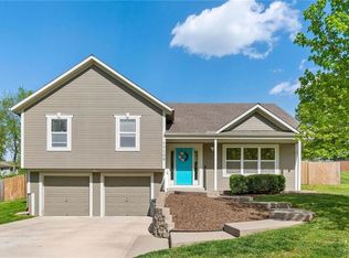 17103 Barr Ave, Holt, MO 64048