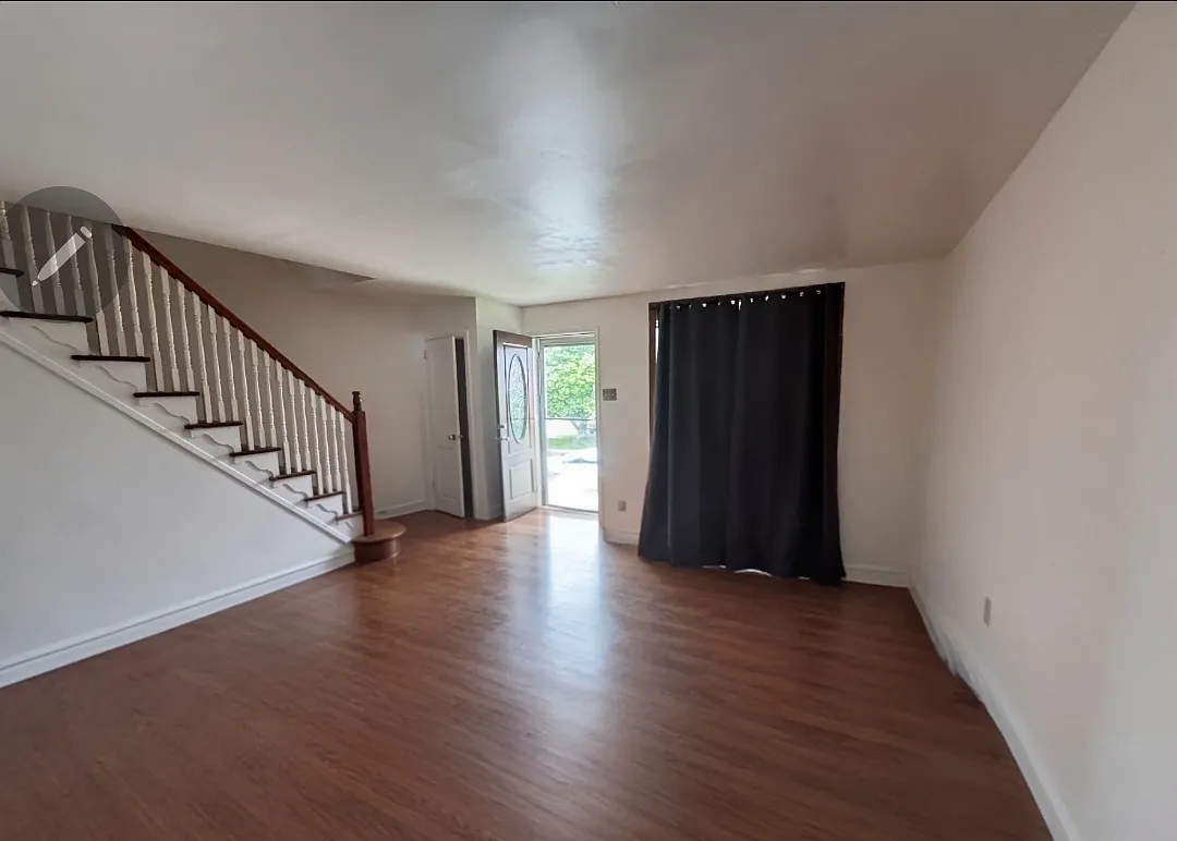 1700 Vista St — Photo 2