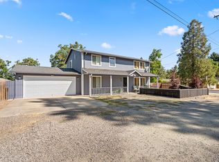 400 W 5th St, Phoenix, OR 97535