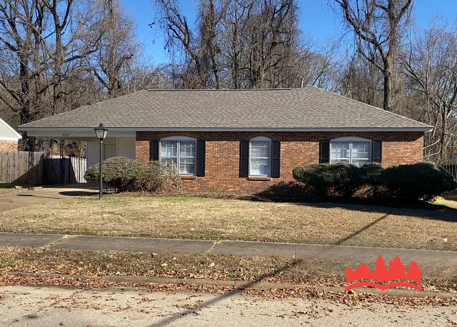 Welcome to 4574 Whiteside — Photo 1