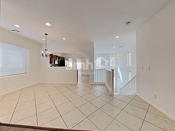 5th image of 10731 Holmfield St