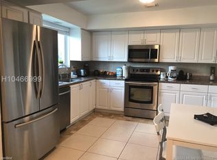 2110 N 40th Ave, Hollywood, FL 33021