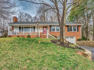 3586 Forester Rd, Roanoke, VA 24015