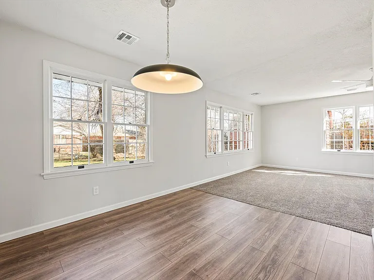 2725 Kent Dr — Photo 11