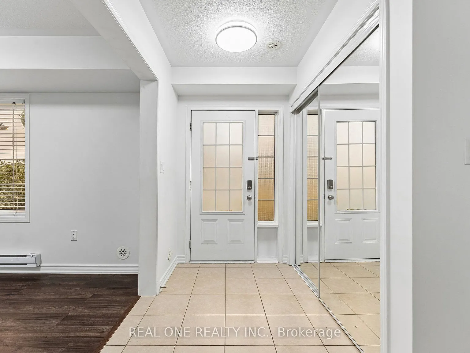3 bed, $3,000 — Photo 3
