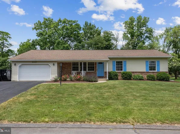 2287 Fairfield Cir, State College, PA 16801