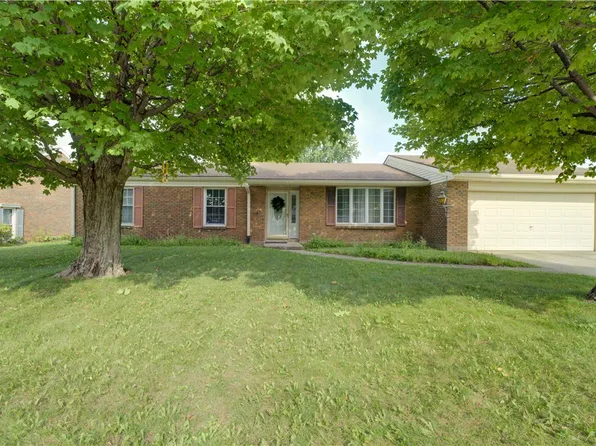 1381 Oaktree Dr, Greenville, OH 45331
