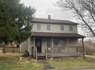 305 3rd St, Unity Twp, PA 15638