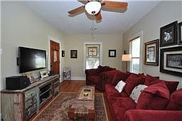3rd image of 3706 Bradley St