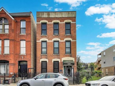 1225 W Erie St, Chicago, IL, 60642