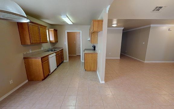 4th image of 10866 Park Pl