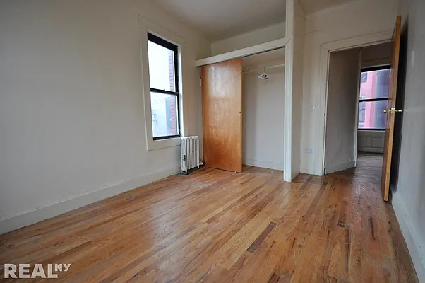 Rented by REAL New York | media 18