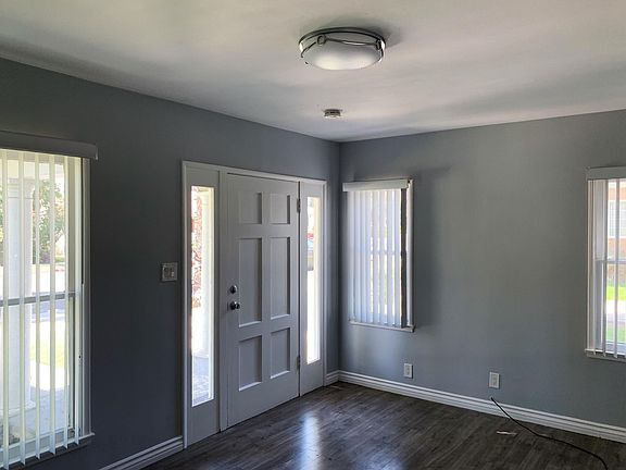 3rd image of 654 W California Ave