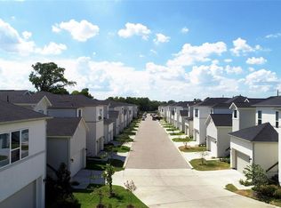 411 Yale Oaks Ln, Houston, TX 77076