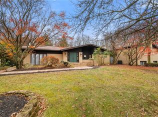 111 Morrow Rd, Beaver Falls, PA 15010