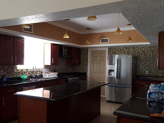 5th image of 5941 Winchester Park Dr