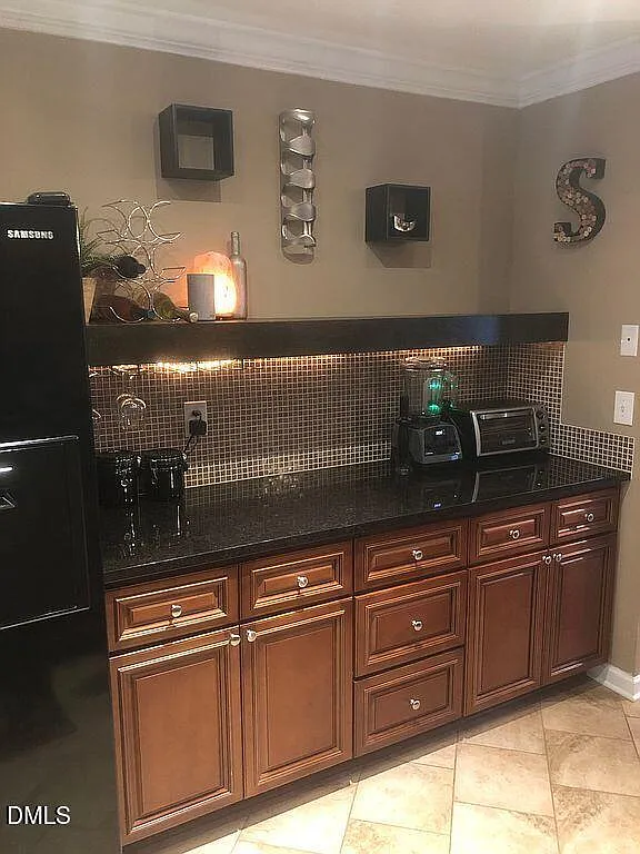 2 bed, 2.5 bath, $1,695 — Photo 3