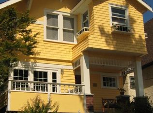 212 N 41st St, Seattle, WA 98103