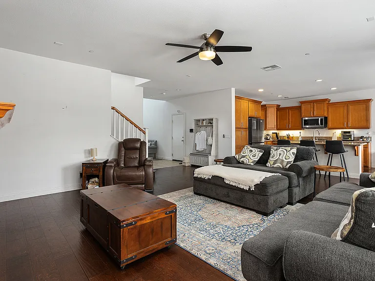 1232 Pinehurst Dr — Photo 9