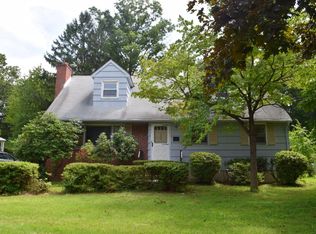 1236 Lower Ferry Rd, Ewing, NJ 08618