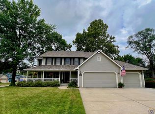 3047 SW Staffordshire Rd, Topeka, KS 66614