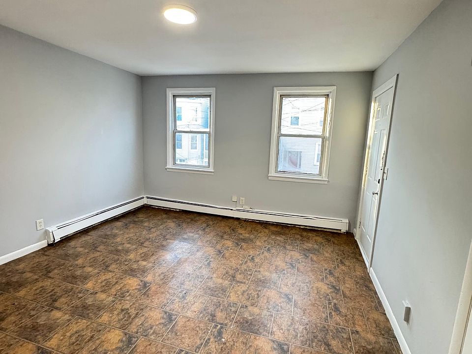 2nd image of 91-97 Butler St #1C