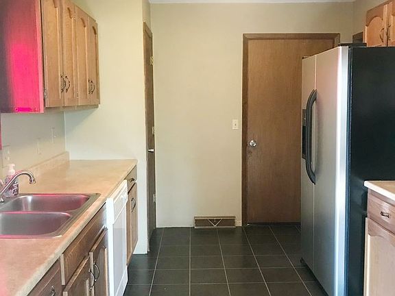 2nd image of 1517 Tamerisk Dr