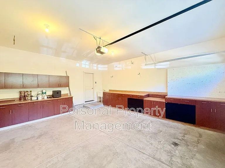 14317 NE 40th Cir — Photo 40