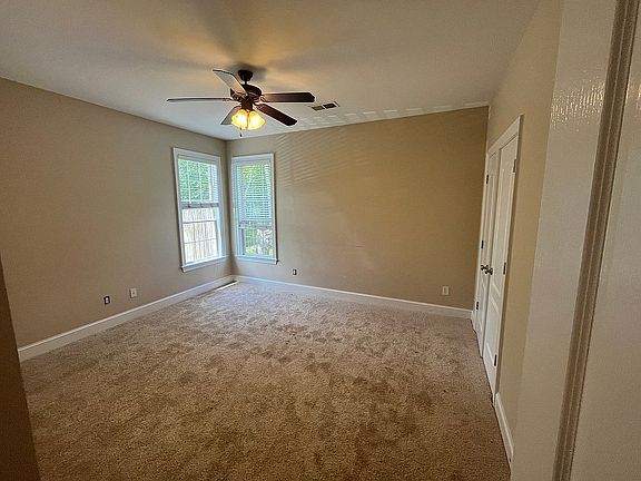 4th image of 2692 Dickens Place Dr