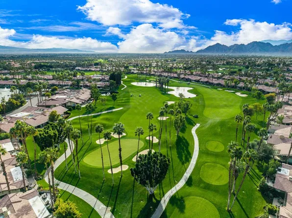 321 Bouquet Canyon Dr, Palm Desert, CA 92211