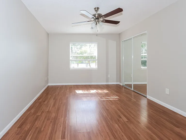 5537 Pebble Brook Ln — Photo 6