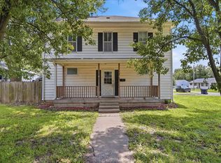 303 Market St, Osage City, KS 66523