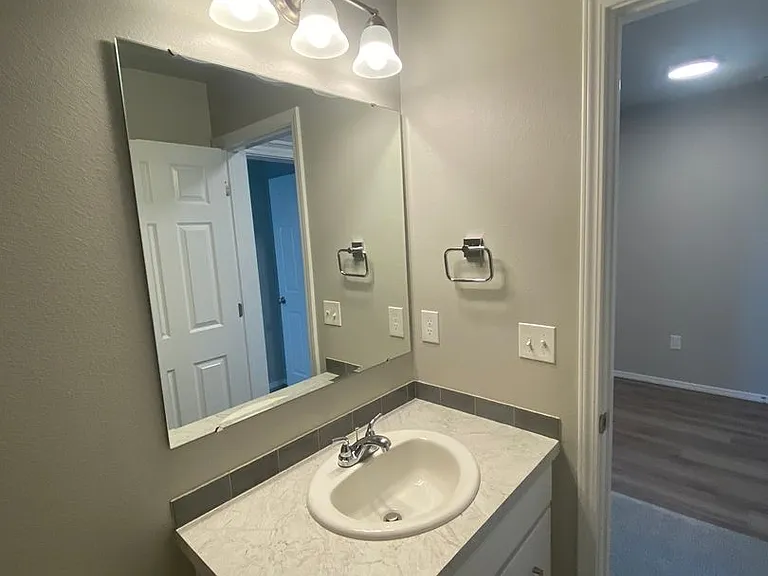5214 Clearfield Ct — Photo 30