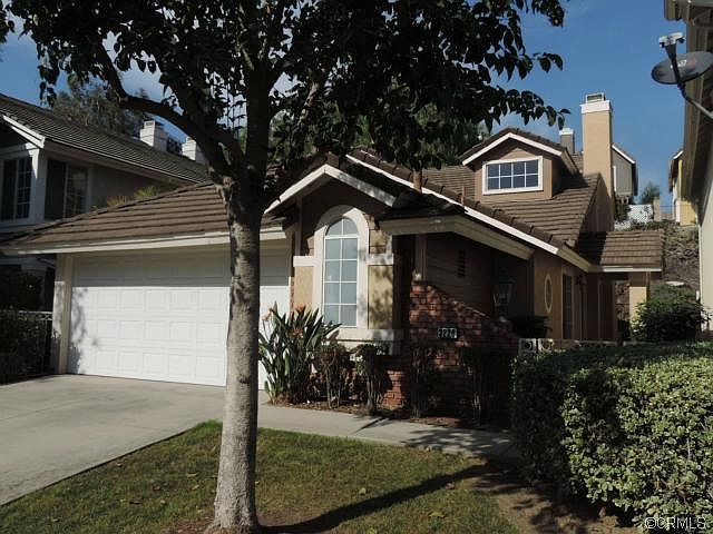 1st image of 3226 Cambridge Dr