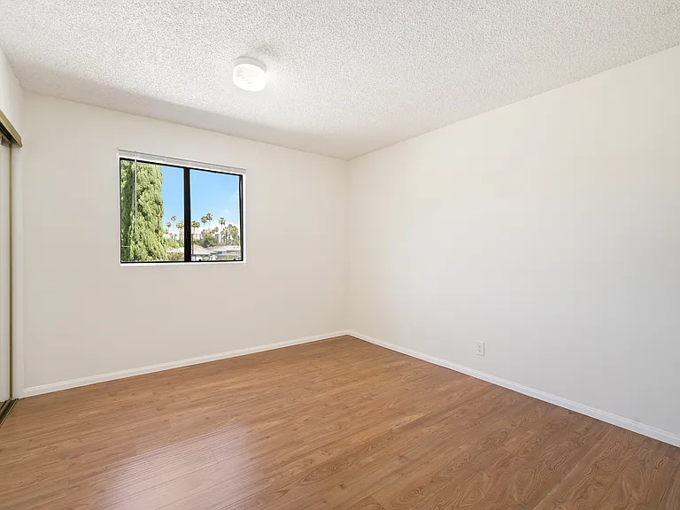 732 W Dryden St #C — Photo 13