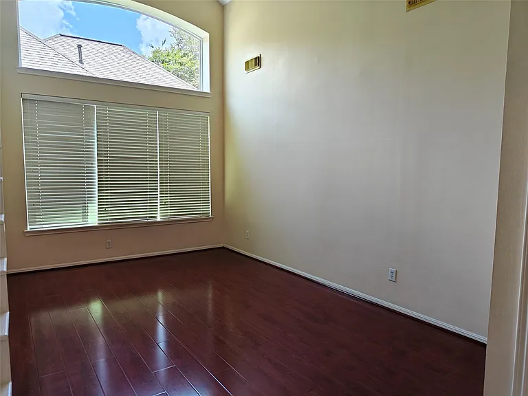 15319 Truslow Point Ln — Photo 37