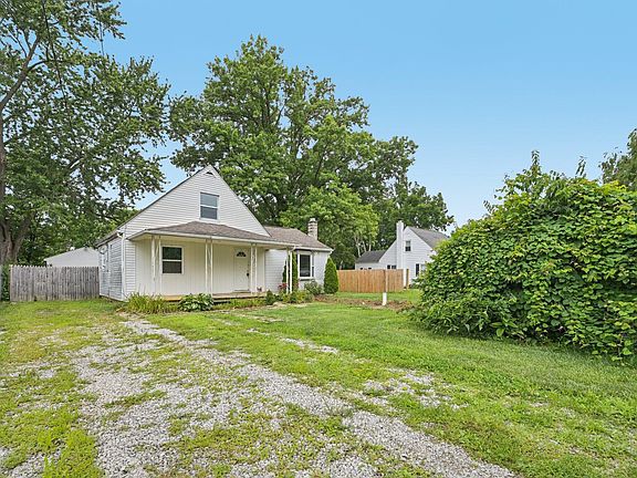 2nd image of 3573 S Champion Ave