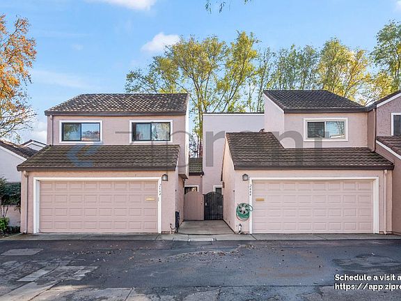 2nd image of 2666 Kentworth Way
